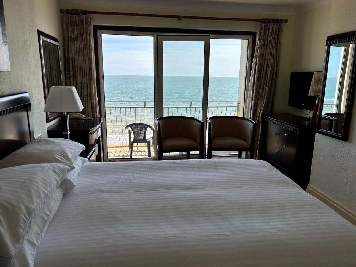 Regent Court - Seafront, Sandown - Free Car Ferry For Bookings Of 3 Or More Nights, Subject To Availability Exterior photo