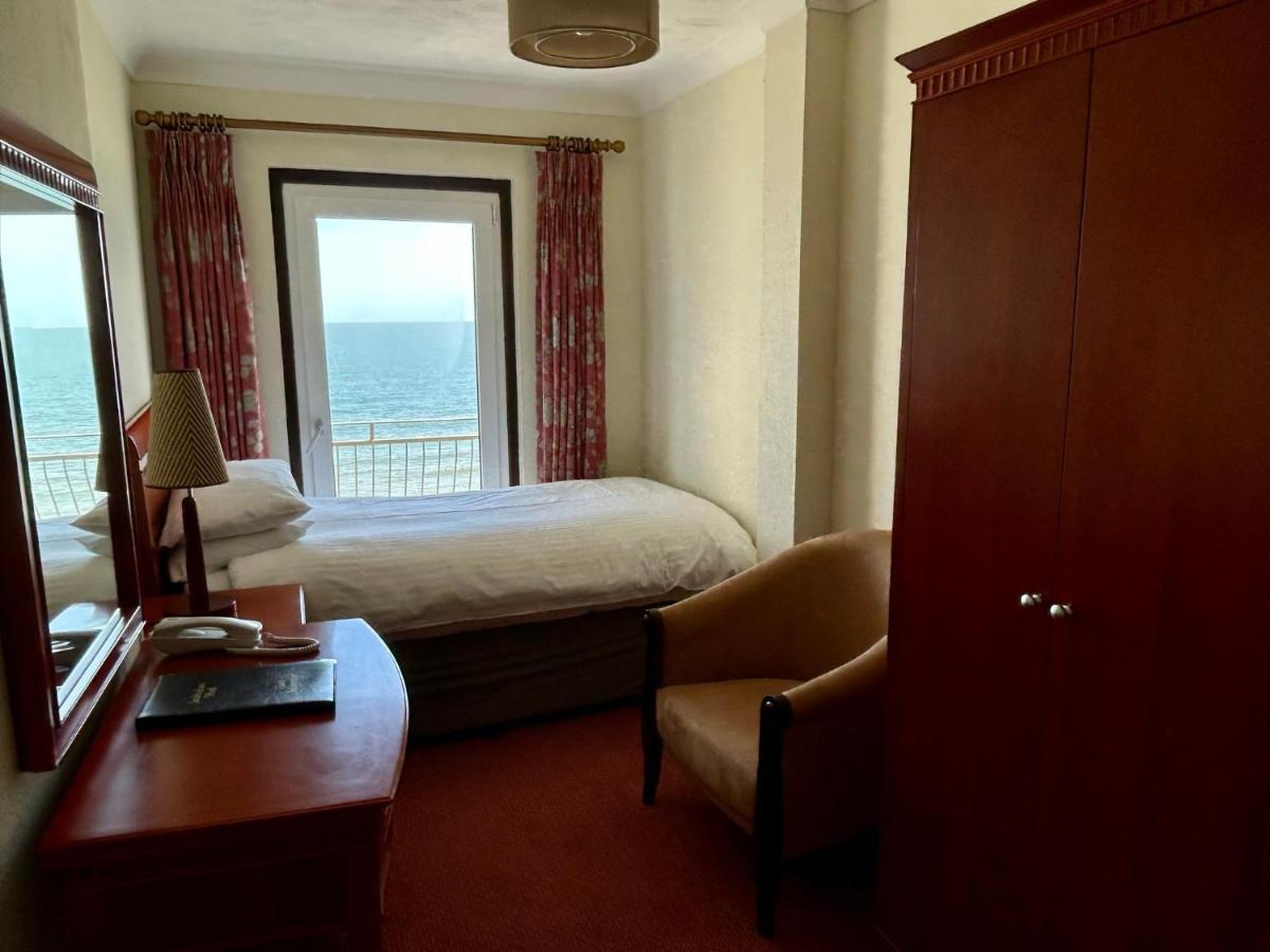 Regent Court - Seafront, Sandown - Free Car Ferry For Bookings Of 3 Or More Nights, Subject To Availability Exterior photo