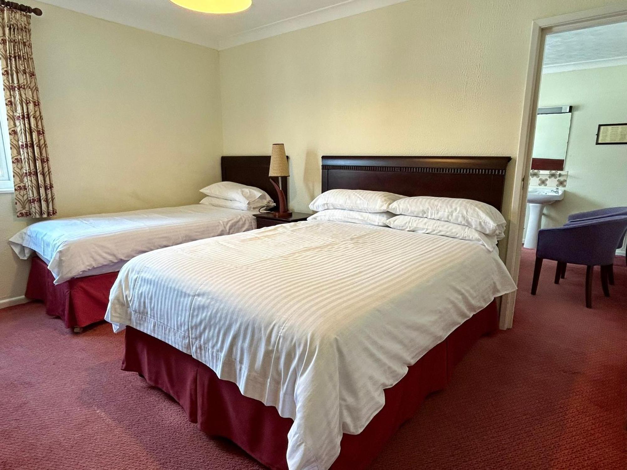 Regent Court - Seafront, Sandown - Free Car Ferry For Bookings Of 3 Or More Nights, Subject To Availability Exterior photo