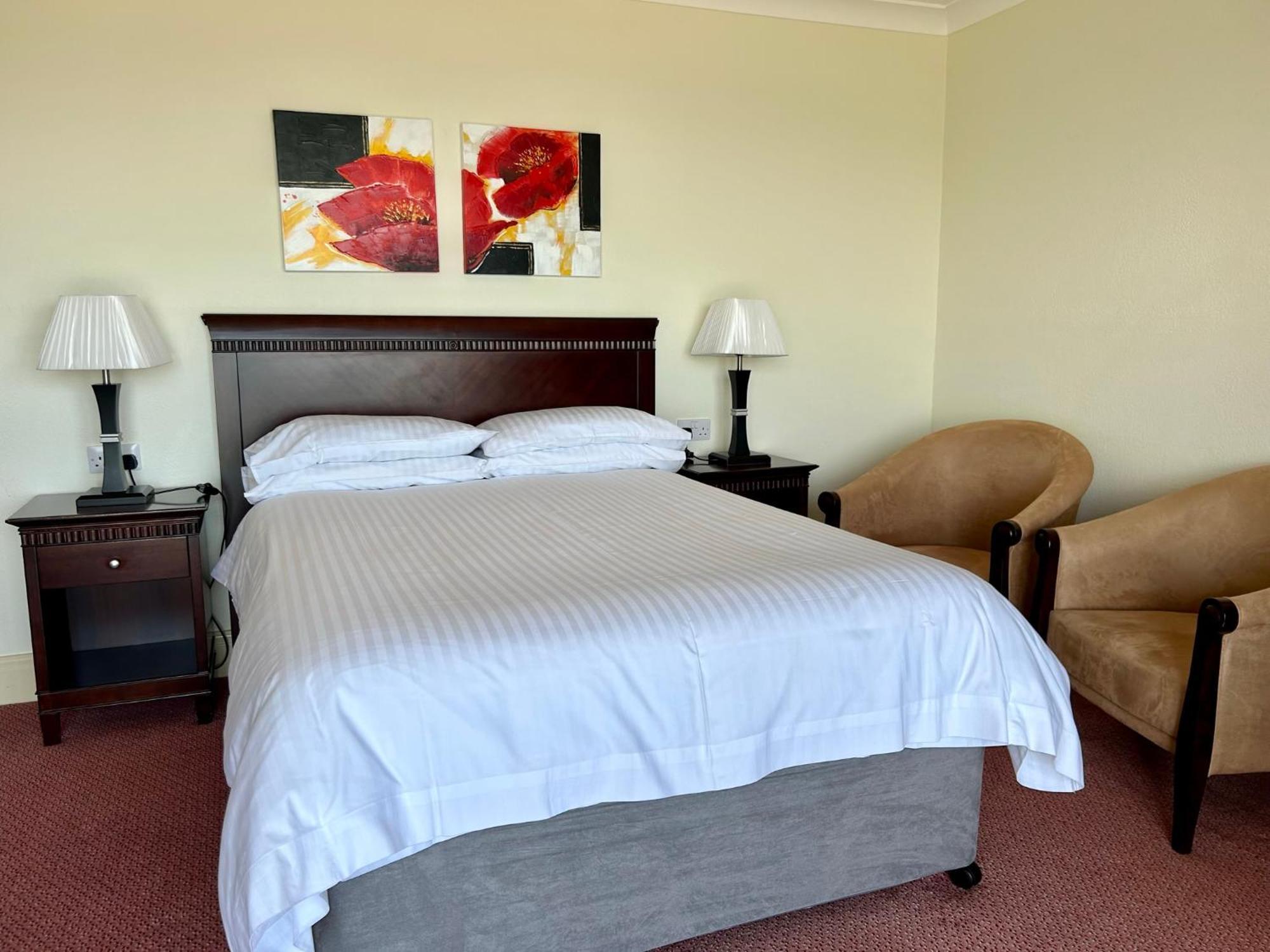 Regent Court - Seafront, Sandown - Free Car Ferry For Bookings Of 3 Or More Nights, Subject To Availability Room photo