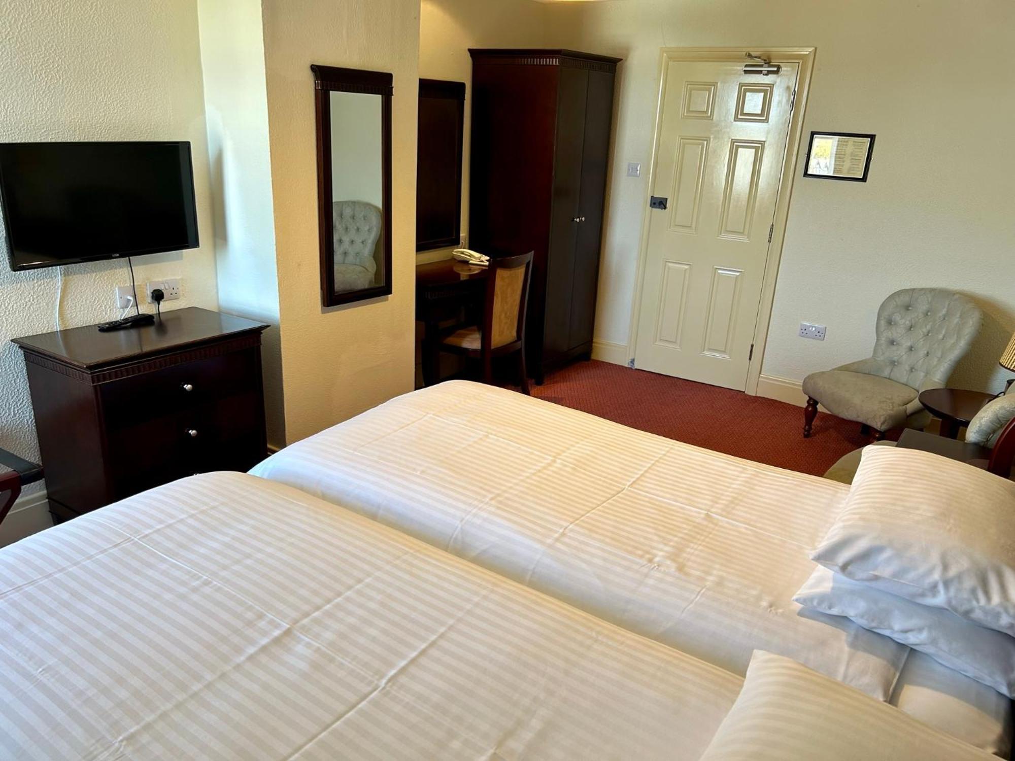 Regent Court - Seafront, Sandown - Free Car Ferry For Bookings Of 3 Or More Nights, Subject To Availability Exterior photo